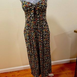 Women’s dress size M/L